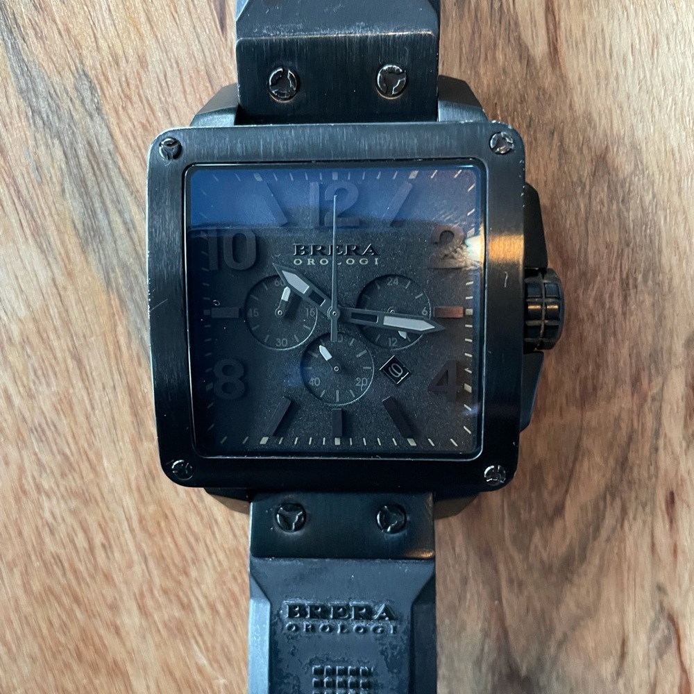 Pre-Owned Men’s Brera Black with Rubber Band